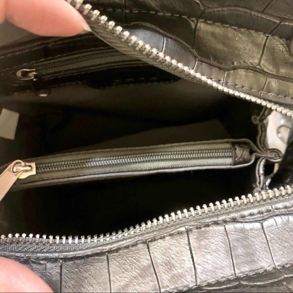 🖤 Bebe Black Pearl Croc Leather Mini Satchel Crossbody Bag - Picture 8 of 13